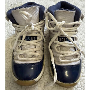 Nike Air Jordan 11 XL Retro